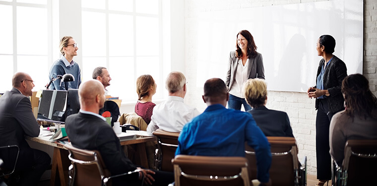 760_375_main_image_topp_inspiration_business_group_02